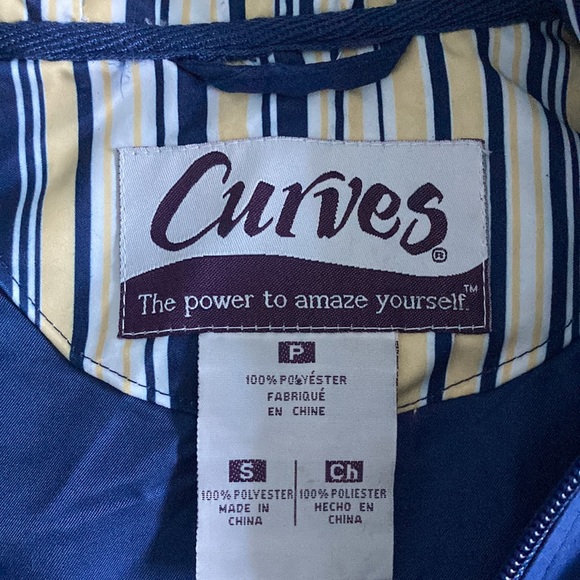 Awesome Curves jacket - Picture 7 of 8